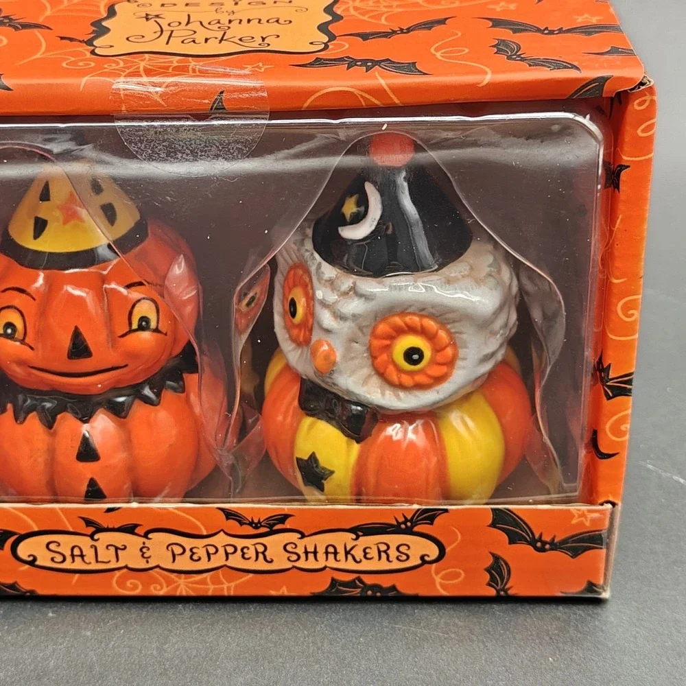 Johanna Parker Halloween Pumpkin Owl Salt & Pepper Shakers Ceramic Set NEW